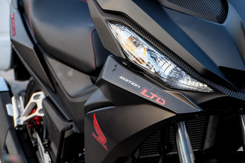 Chi tiết Honda Winner đen mờ vừa ra mắt tại Việt Nam